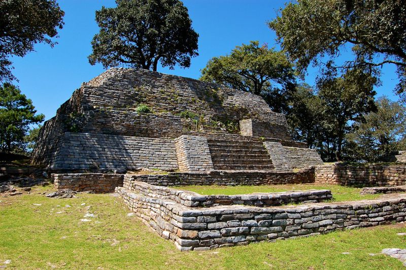 Las Ranas: Cierran Zona Arqueológica por cuestiones legales en San Joaquín.