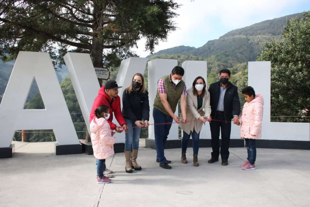 SECTUR: Entrega letras monumentales en Maravillas, San Joaquín.