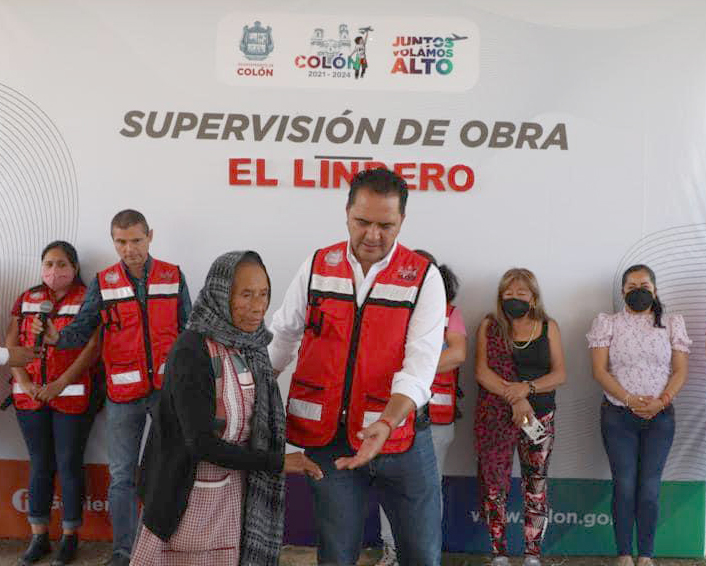 Supervisa Obras Manuel  Montes en Ajuchitlán y el Lindero