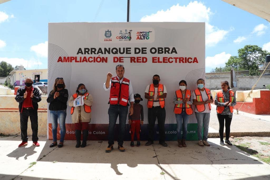 Arranca obras Manuel Montes Hernández en Comunidades