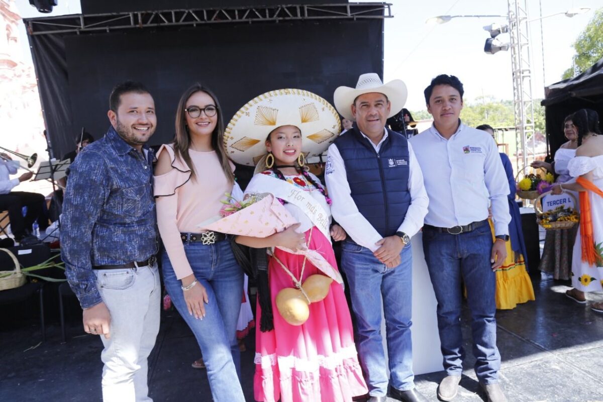 Dayanara Pérez Castillo Flor más bella del campo Villa Progreso 2022
