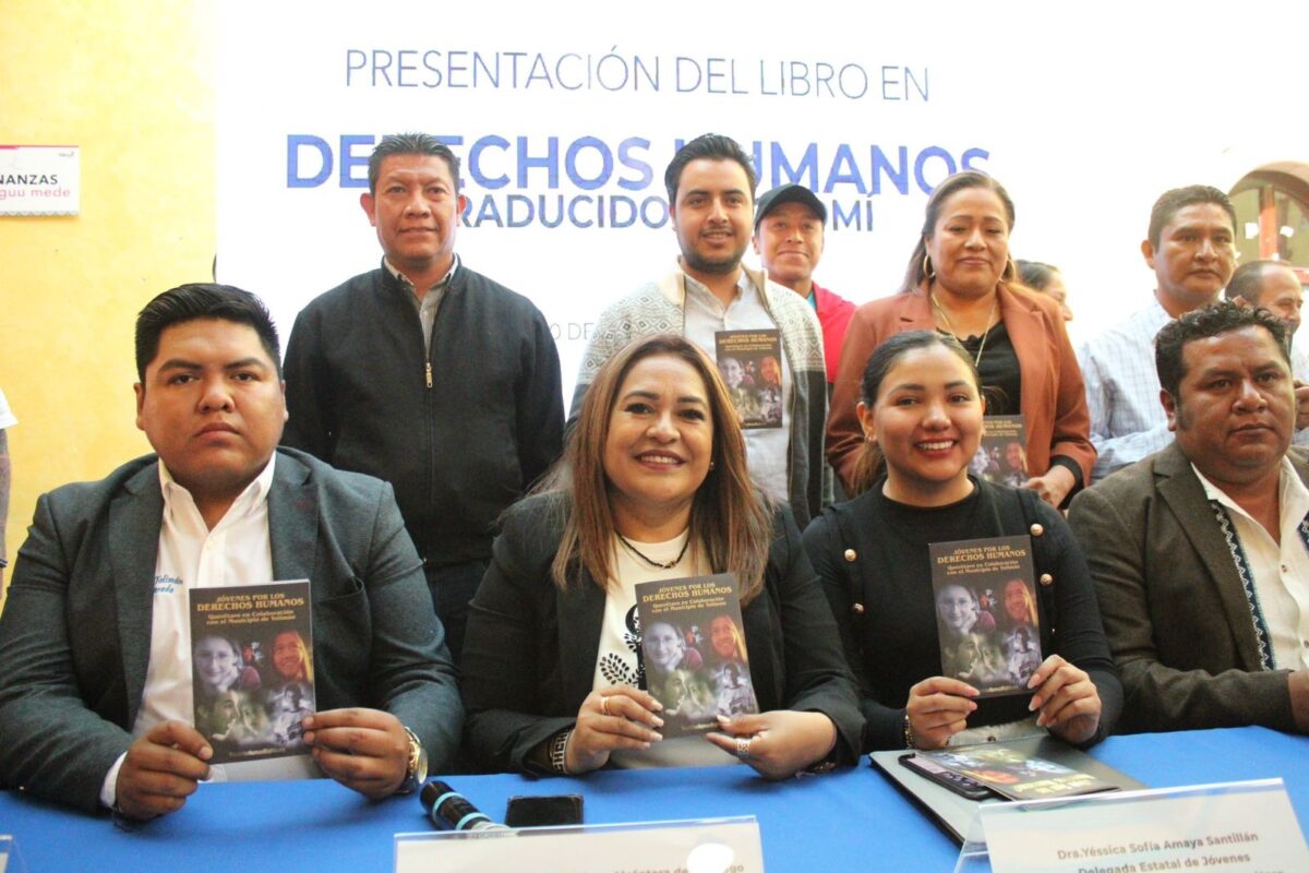 Impulsa Administración Municipal de Tolimán Libro de Derechos Humanos traducido al Hñöhñö