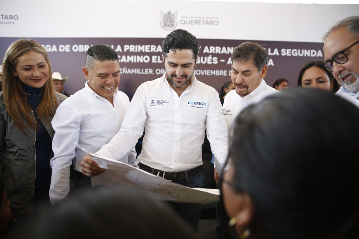 Entrega SEDESOQ obras de infraestructura social en la Sierra