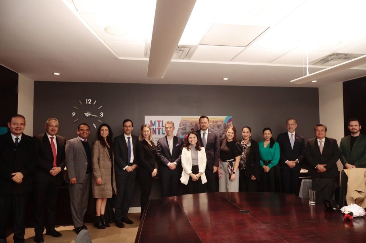 Estrecha Gobernador lazos de colaboración con Investissement Montréal International