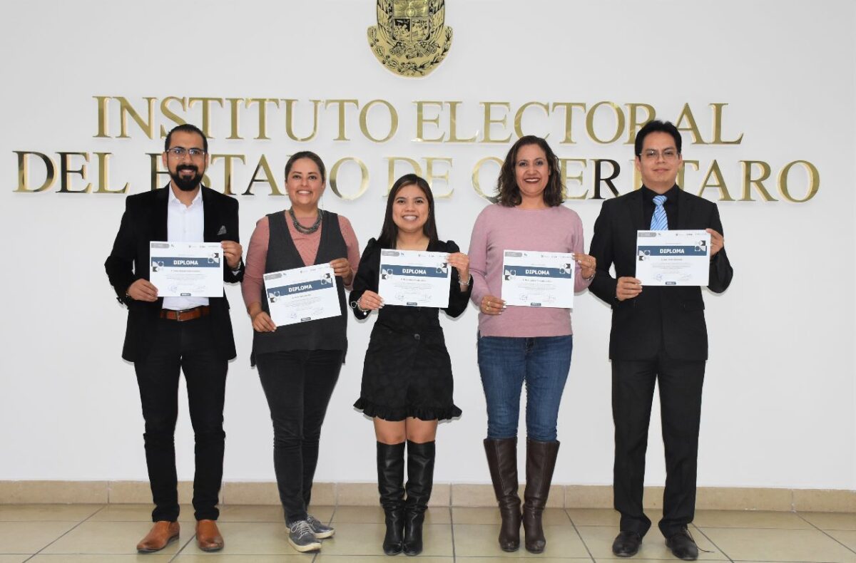 Concluye funcionariado del IEEQ diplomado en perspectiva de género