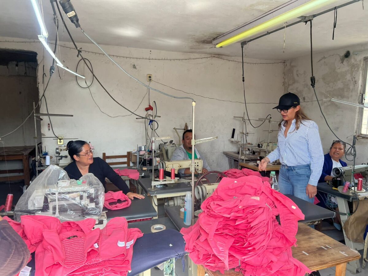 Anuncia Personalmente Alcaldesa Lupita Pérez Montes Obra en calle Corregidora de Villa Progreso