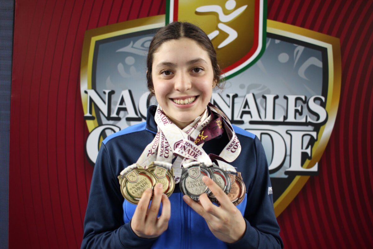Gana Querétaro 23 medallas en natación en Nacionales CONADE