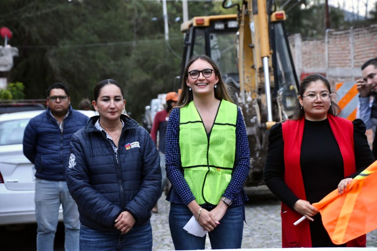 En Ezequiel Montes Arrancan Segunda Etapa de Rehabilitación de Drenaje Sanitario en calle Pedro vega