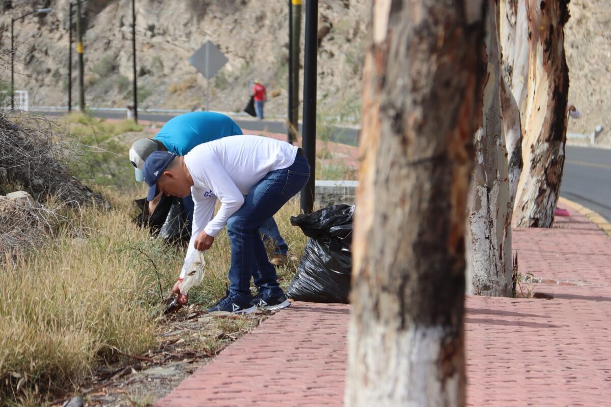 Encabeza Jornada de Limpieza en cabecera Juan Carlos Linares Aguilar