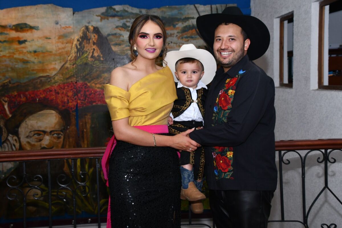 Alcaldesa Lupita Pérez Montes encabeza El Grito de Independencia