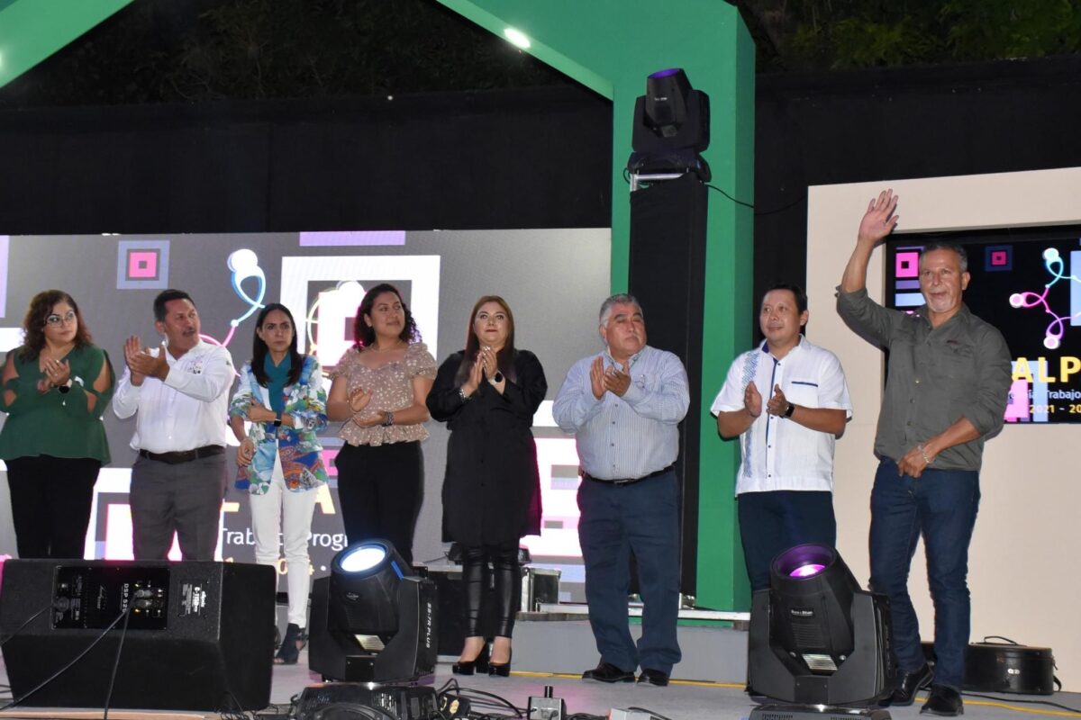 Los Trabajadores al Servicio del Municipio de Jalpan, celebraron el trigésimo quinto aniversario de la creación de su organización sindical.