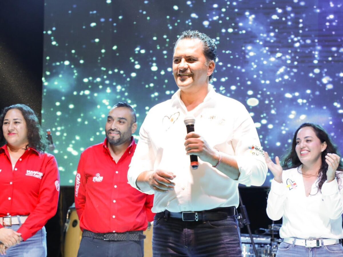Realiza compromisos en el Blanco durante Pre cierre de campaña Manuel Montes
