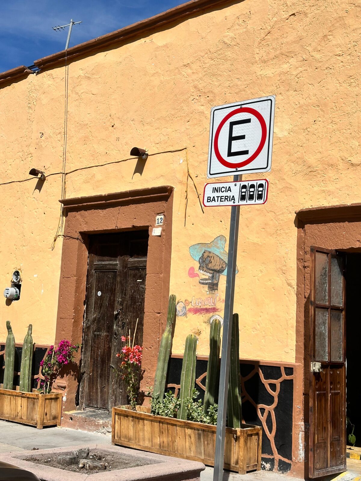 Reorganizan señalética en Municipio de Cadereyta