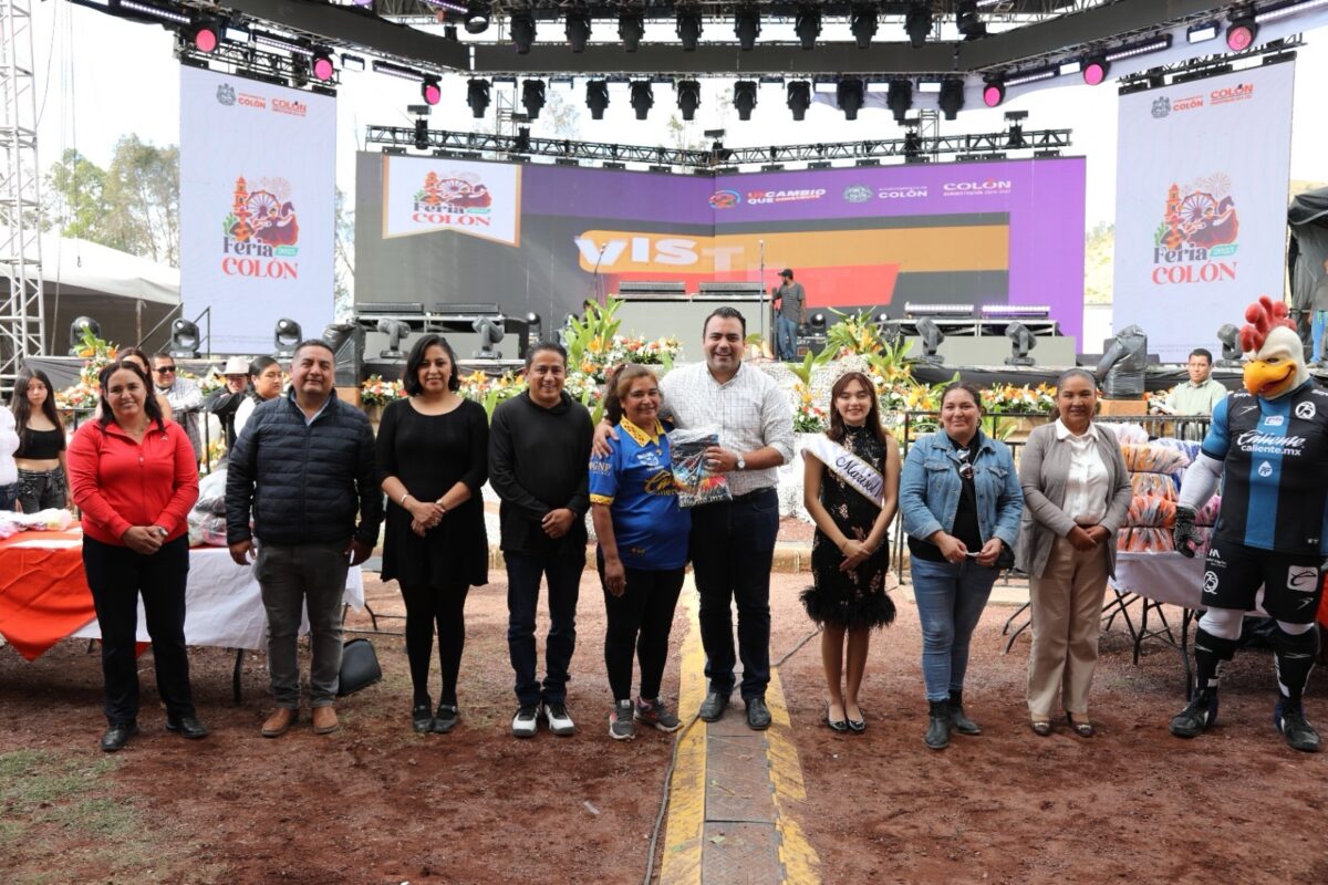 Entrega Gaspar Trueba Uniformes Deportivos Gratuitos a Más de 5 Mil Deportistas en la Feria Colón 2025