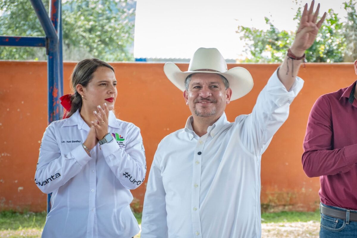 Reciben Despensas Habitantes de Comunidades de Landa