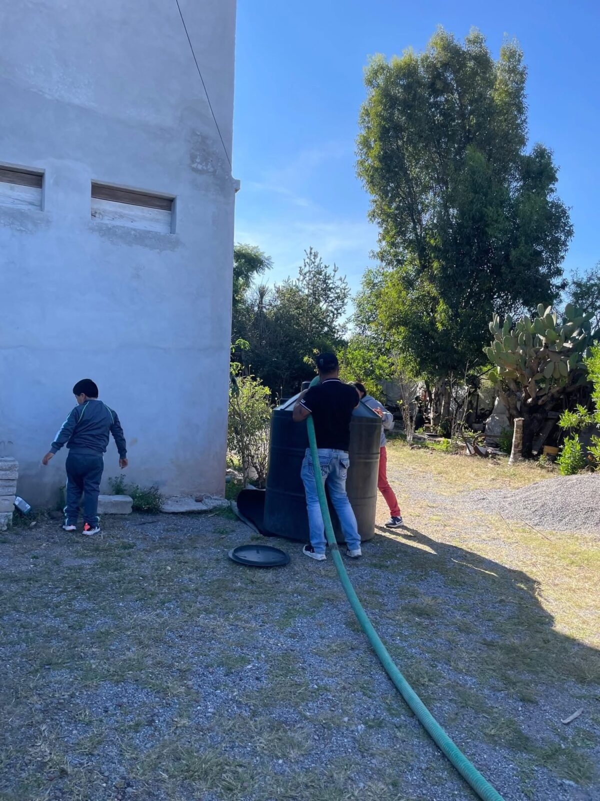 Realiza Entrega de Agua Gobierno Municipal de Ezequiel Montes&nbsp;