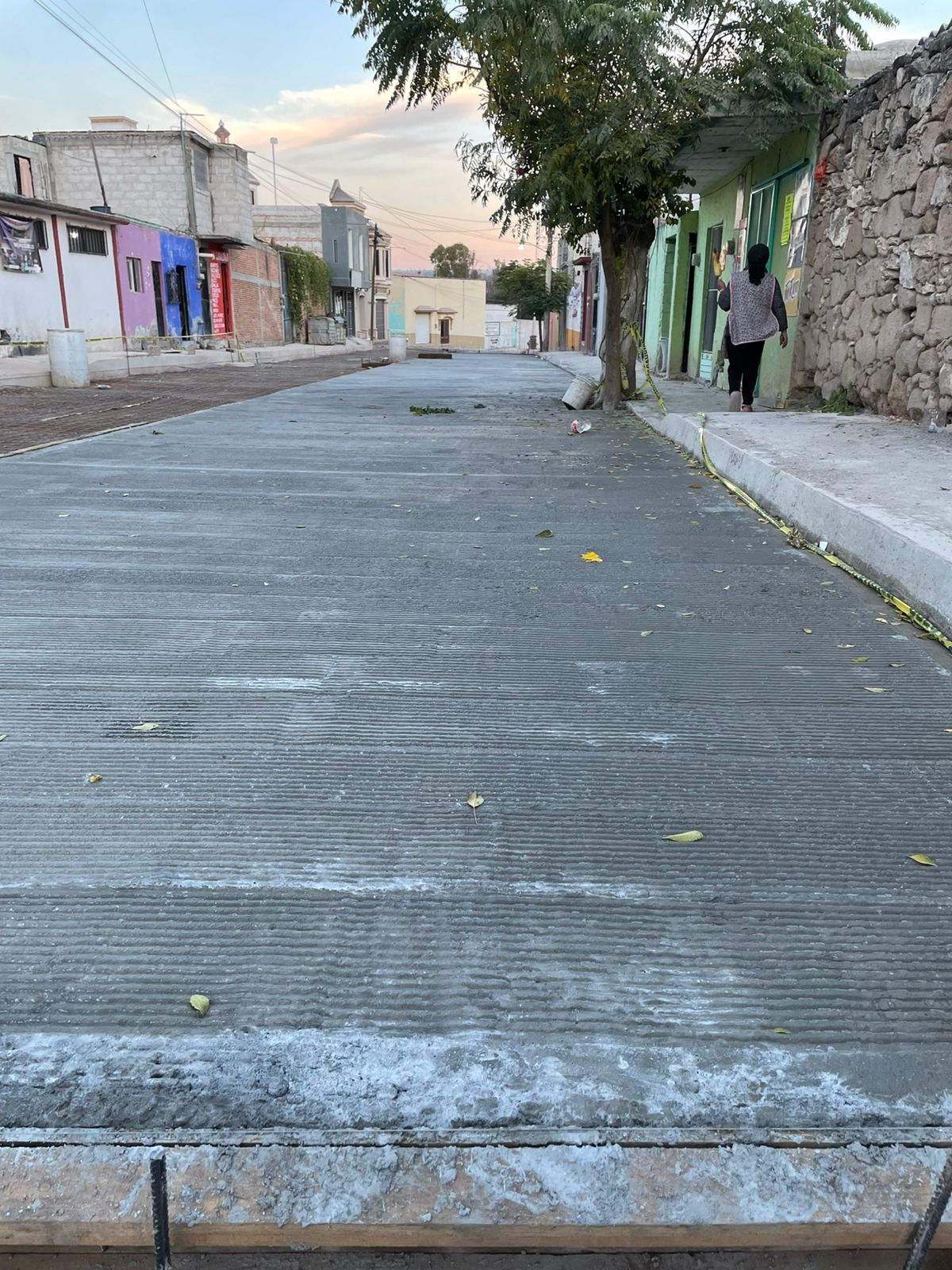 Dignifican calle Nicolás Bravo en Ezequiel Montes que tenía más de 15 años de abandono  