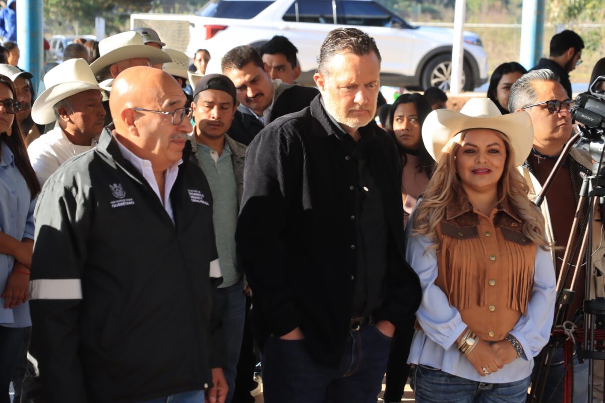 Entregan Obras por más de 7 millones se consolidan en Puerto del Derramadero