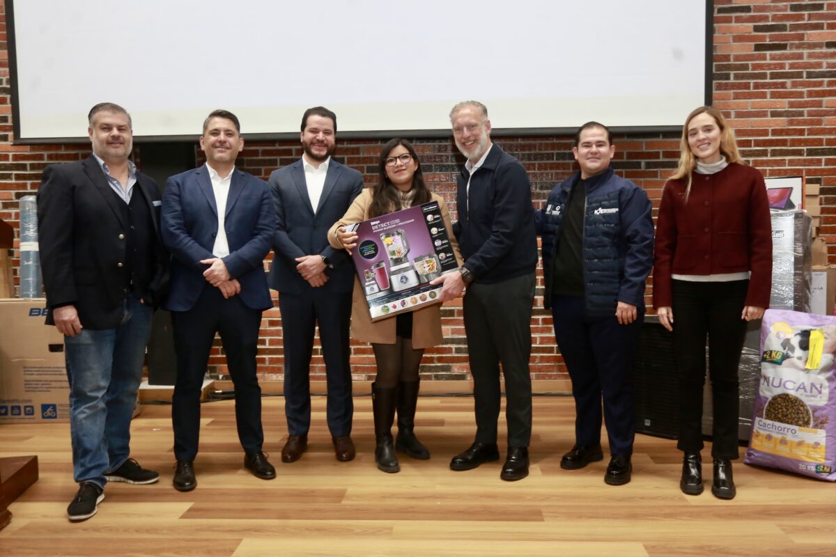 Entrega Marco Del Prete apoyos a 100 emprendedores queretanos con Capital Semilla 2026
