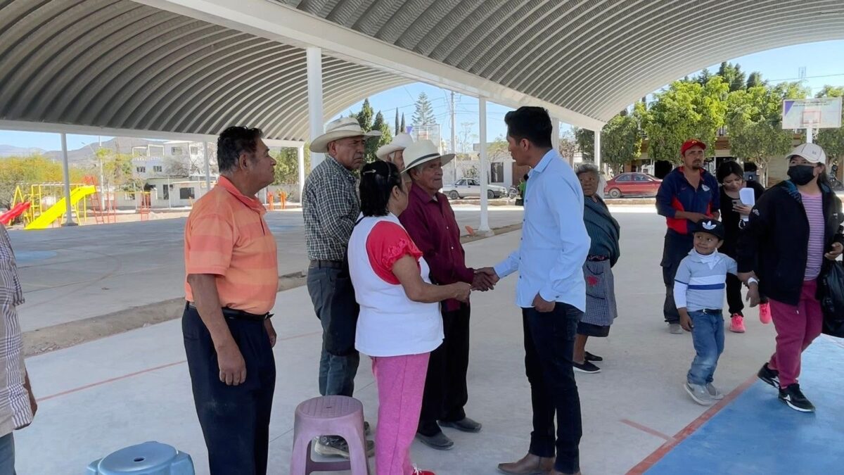 Trabajarán en conjunto productores y administración municipal por el Campo de Tolimán&nbsp;