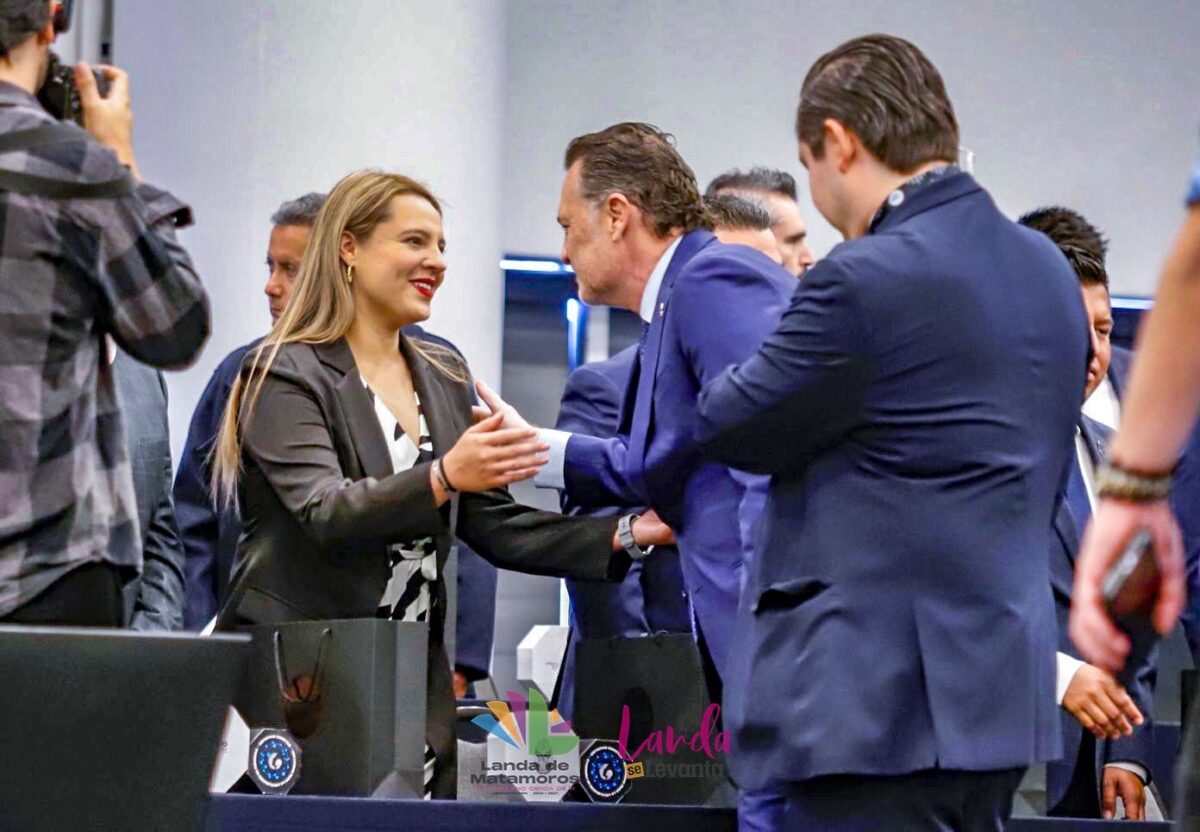 Asiste Yuni Benítez a la presentación del Distintivo CONECTAR