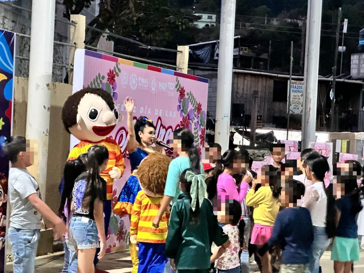 En Delegación Derramadero de Juárez Celebran a la niñez y las mamás