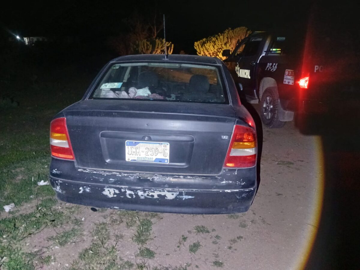 Policía Municipal de Colón Recupera vehículo Robado en Tequisquiapan