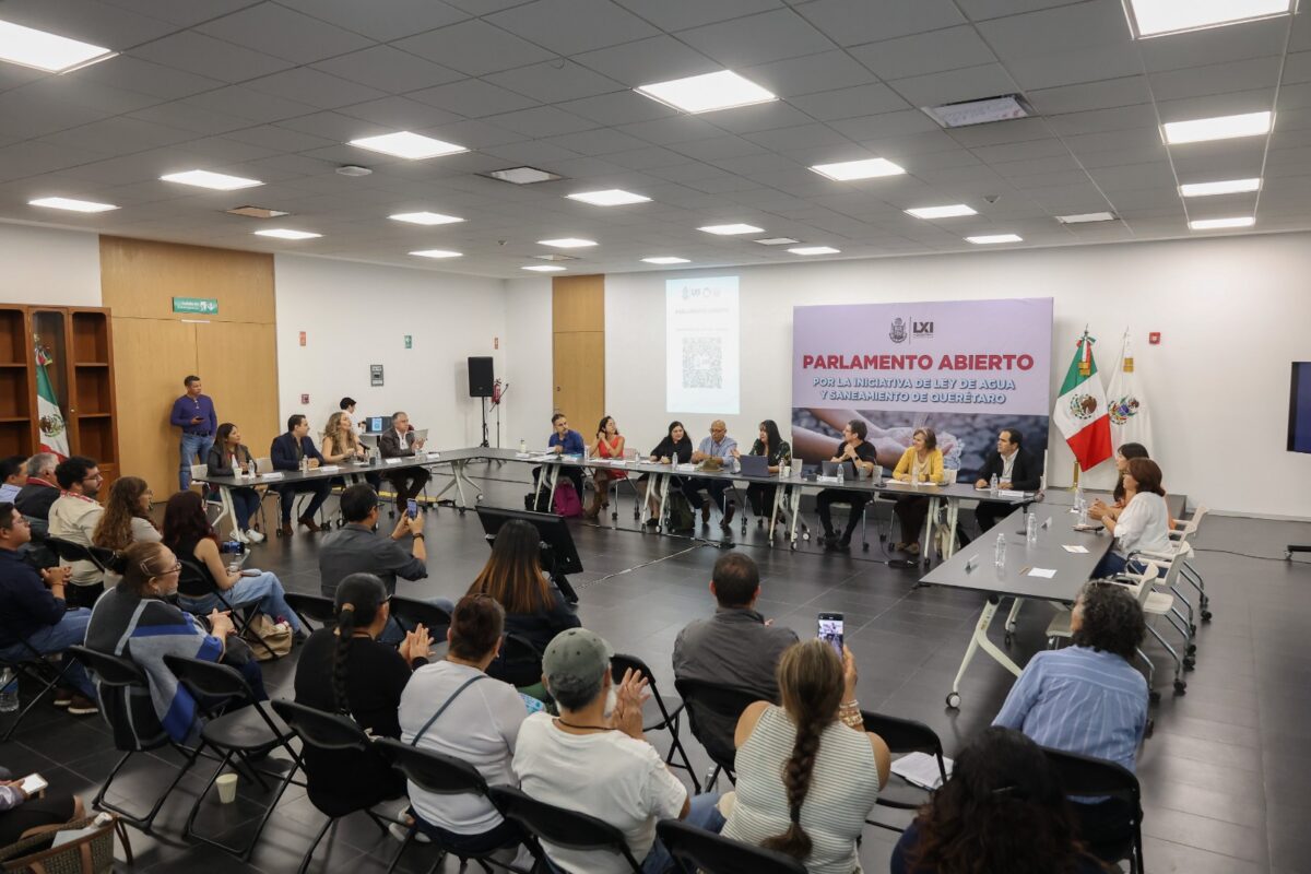 Presenta Diputado Eric Silva Informe de resultados del Parlamento Abierto sobre la nueva Ley de Agua de Querétaro 