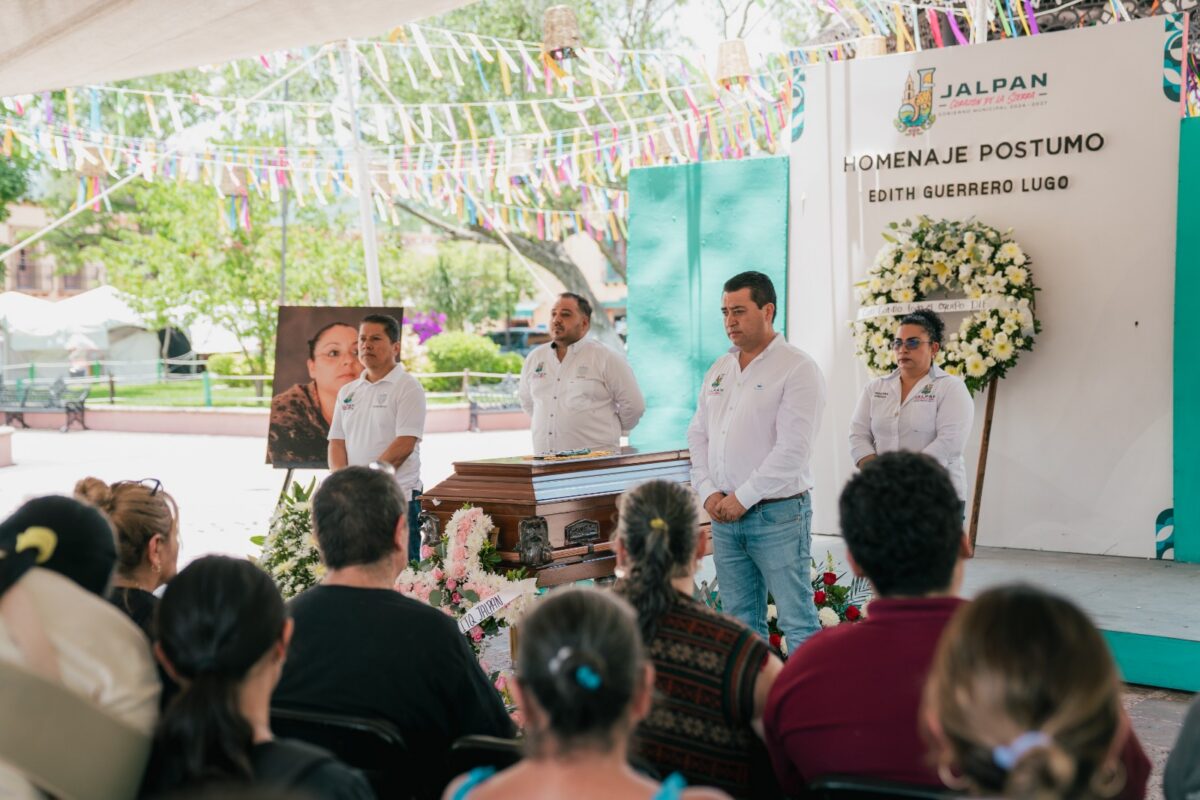Con respeto y gratitud, el Gobierno Municipal rinde homenaje póstumo a Edith Guerrero Lugo