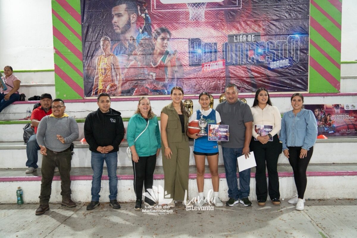 Yuni Benítez encabeza premiación de la liga municipal de básquetbol&nbsp;