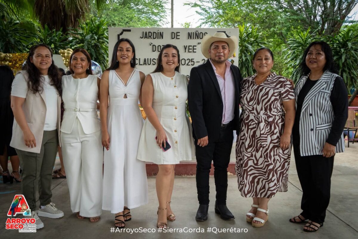 Presente edil Fernando Sánchez Gil acompañando la graduación del Jardín de Niños “Dotta Yee”